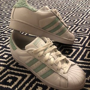 Adidas white and teal size 7